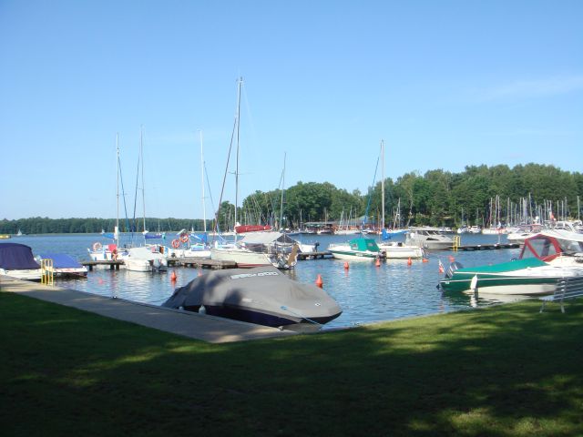 Giżycko (jez. Kisajno) Neptun Club