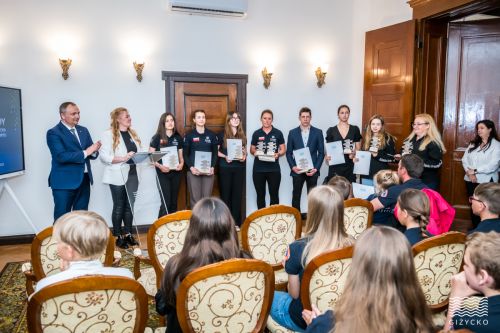 Nagrody Burmistrza w dziedzinie SPORTU_15 maja 2023 r. | gizycko.pl/ Fotografia Tomasz Karolski