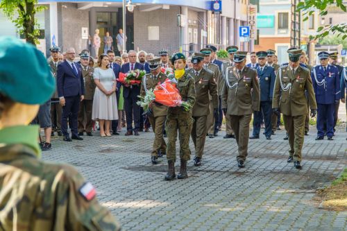 Wojewódzkie Obchody Dnia Walki i Męczeństwa Wsi Polskiej na Placu Grunwaldzkim	